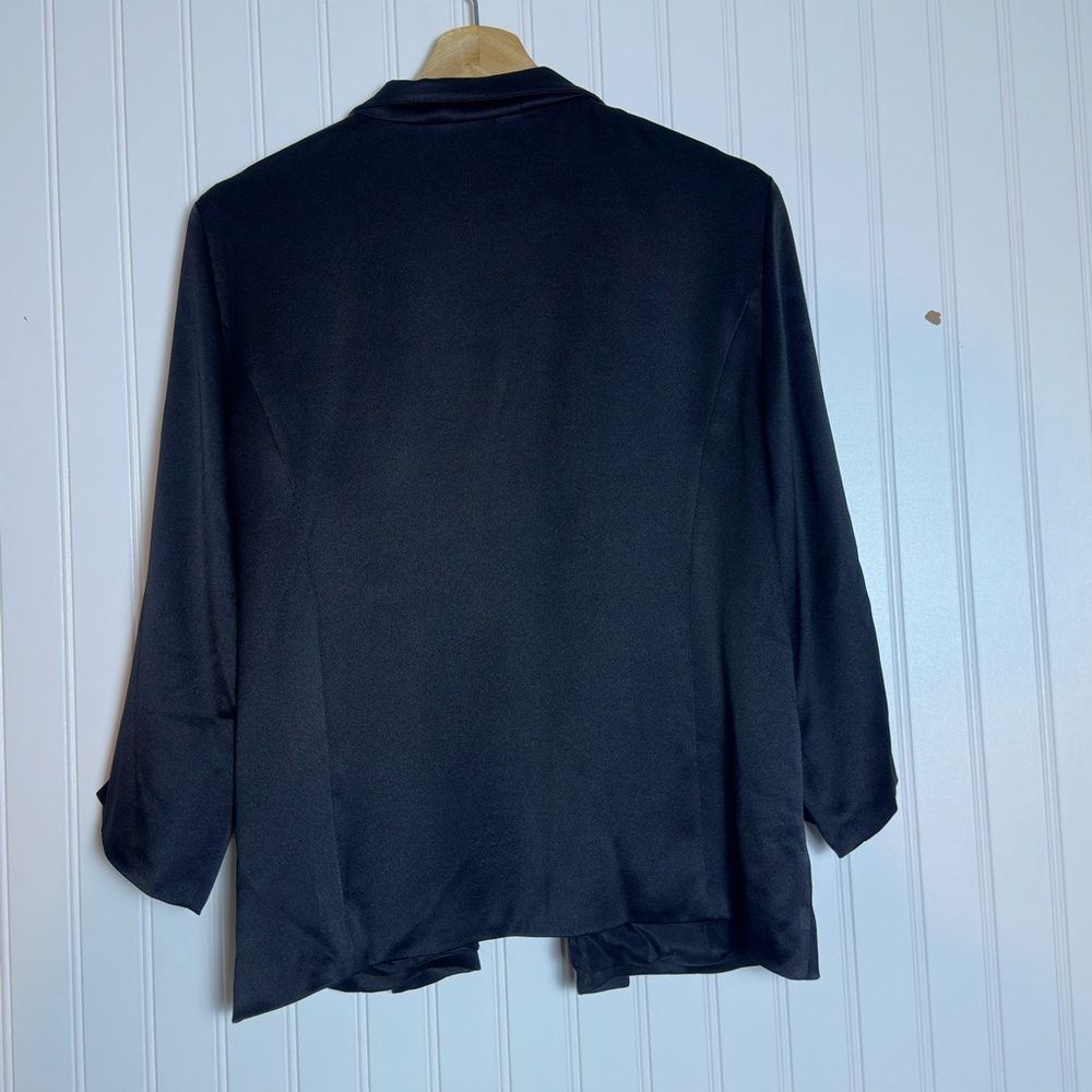 Eileen Fisher 100% Silk Open Front Black Blazer M Business Casual Lightweight - Picture 7 of 7